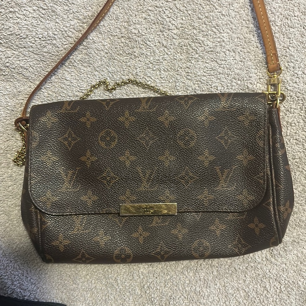 Louis Vuitton Favorite MM